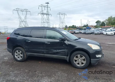 2009 Chevrolet Traverse Lt из США, поврежденный, VIN 1GNER23D19S176084